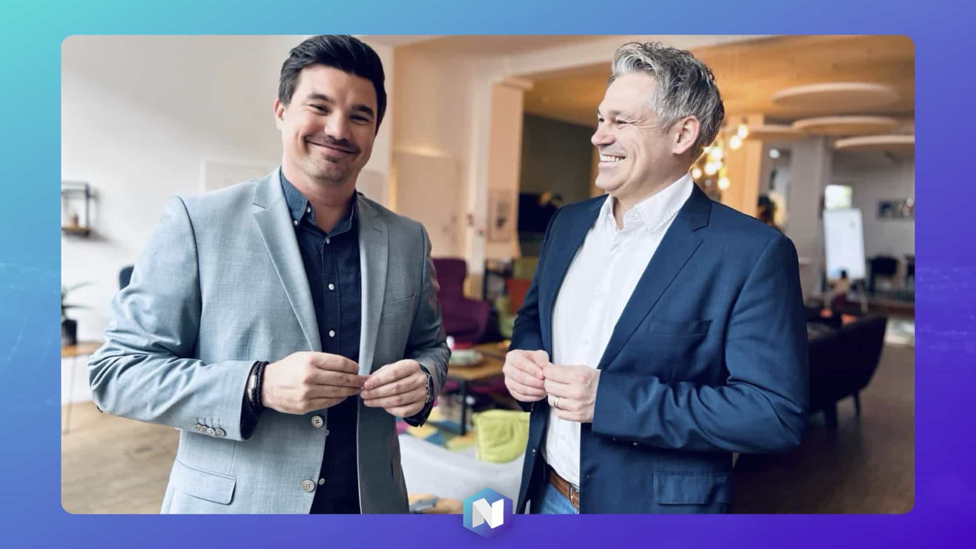 Führungskraft präsentiert ihr persönliches Leadership Statement in Gruppensetting